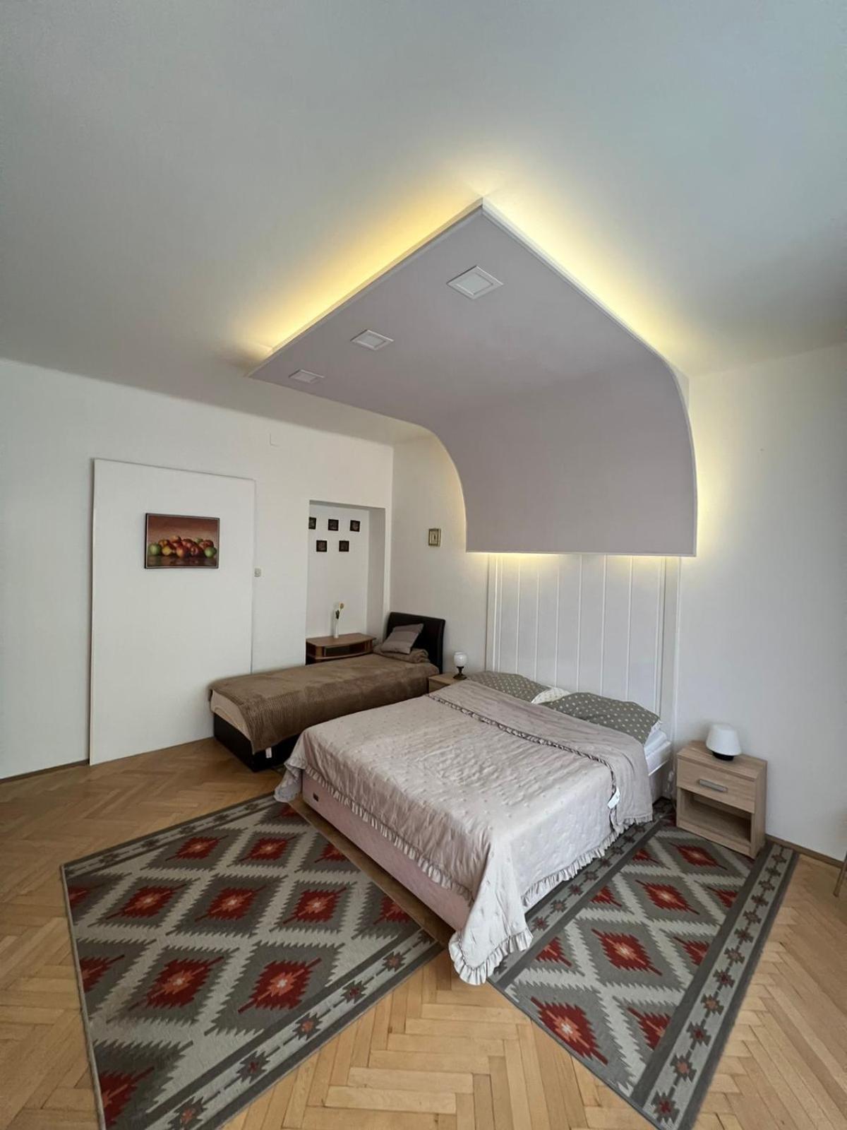 Central Bank Apartment SJJ Extérieur photo
